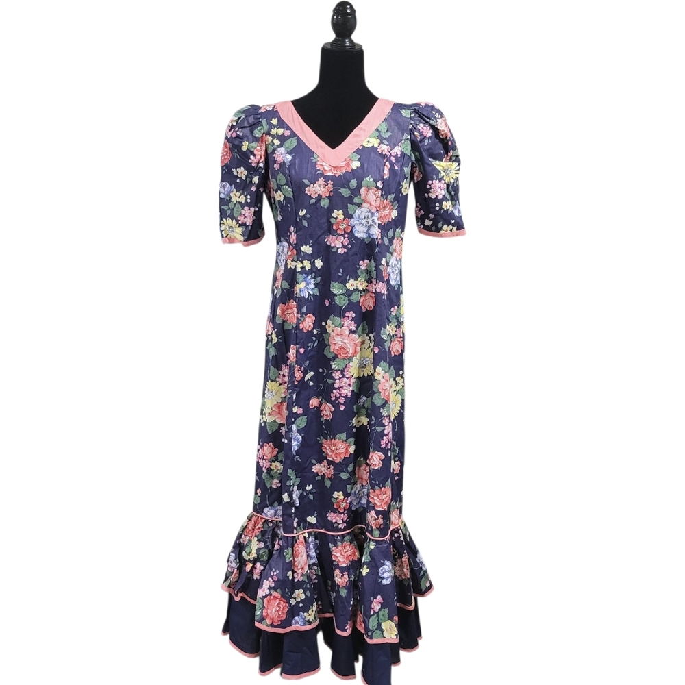 T & L MUUMUU Factory in Hawaii Maxi Dress Floral Vintage
